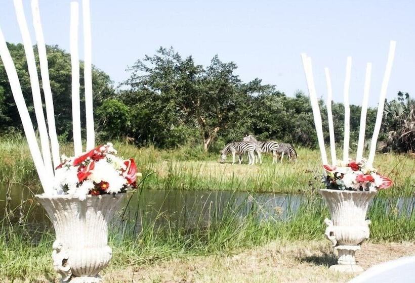 ホテル Emdoneni Lodge