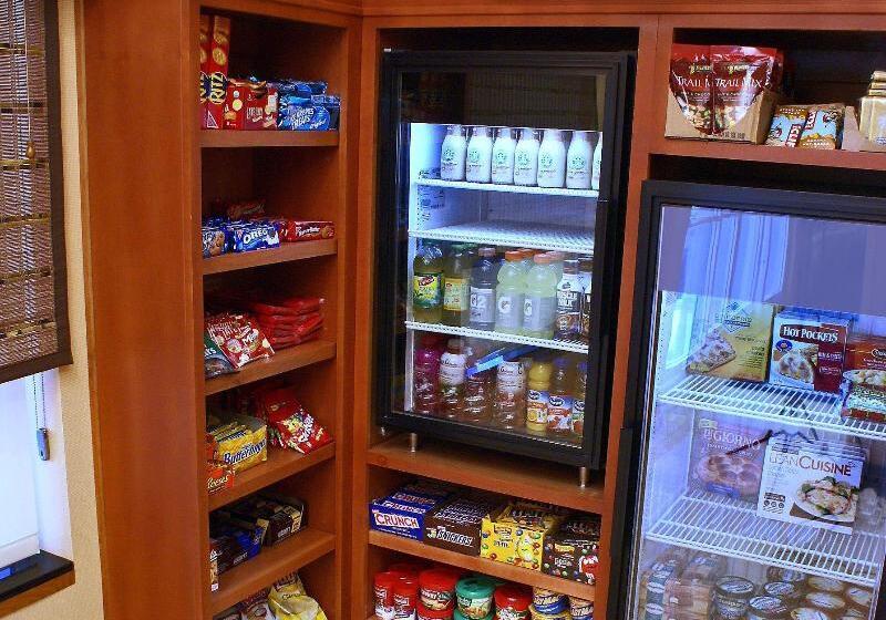 فندق Fairfield Inn & Suites By Marriott Selma Kingsburg