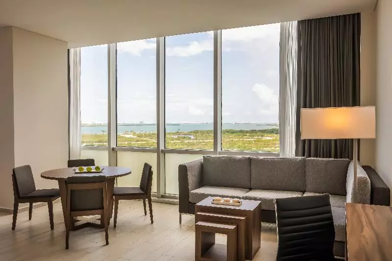 酒店 Fiesta Inn Cancun Las Americas