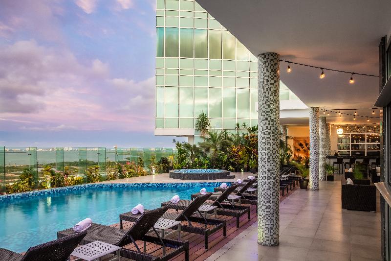 فندق Fiesta Inn Cancun Las Americas