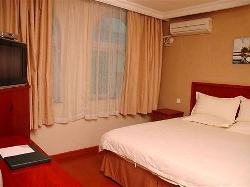 בית מלון כפרי GreenTree Inn Changsha Yuanjialing