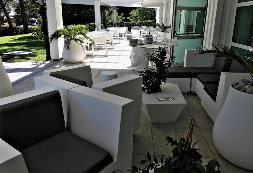 ホテル International Beach