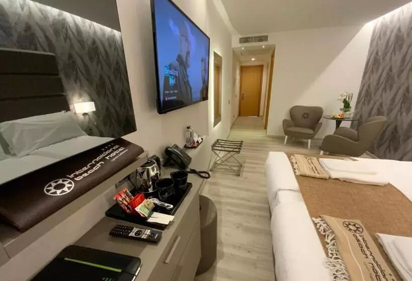 هتل International Beach