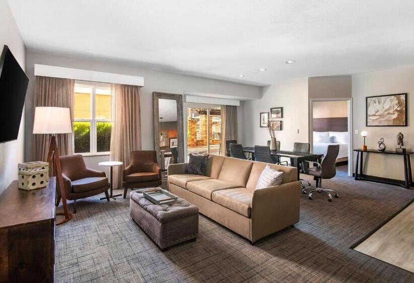 酒店 Residence Inn Phoenix Glendale Sports & Entertainment District