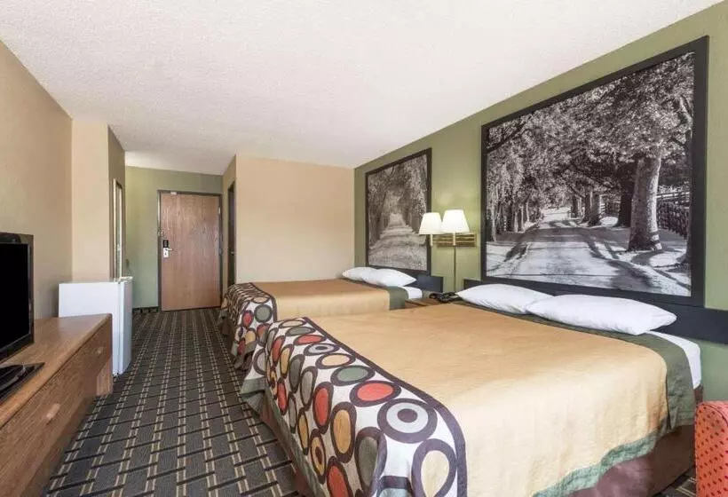 Отель Super 8 By Wyndham Greenville