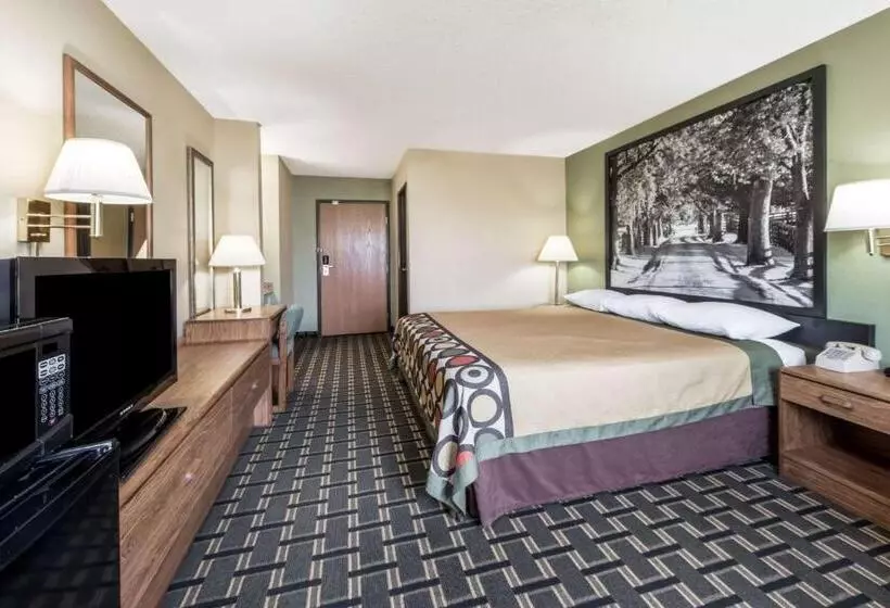 Отель Super 8 By Wyndham Greenville