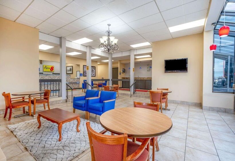 בית מלון כפרי Super 8 By Wyndham Perrysburg Toledo