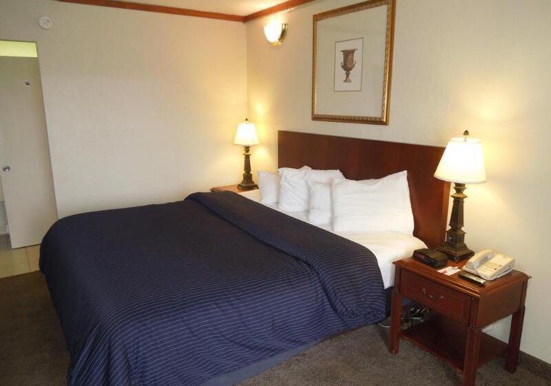 בית מלון כפרי Super 8 By Wyndham Perrysburg Toledo