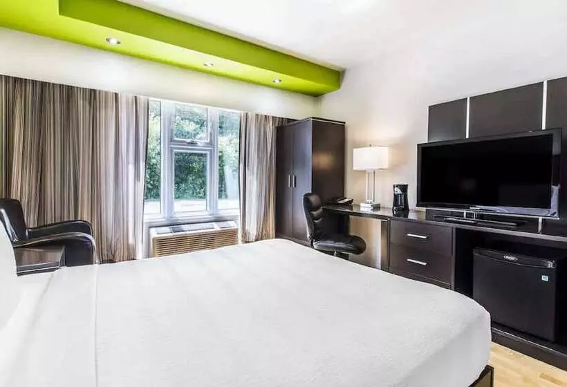 בית מלון כפרי Travelodge By Wyndham Troisrivieres