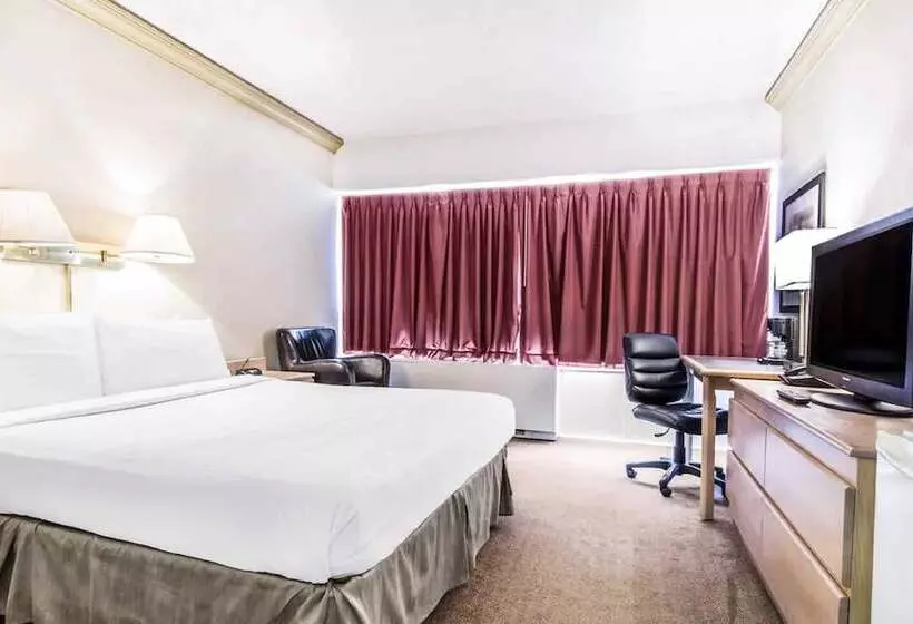 בית מלון כפרי Travelodge By Wyndham Troisrivieres