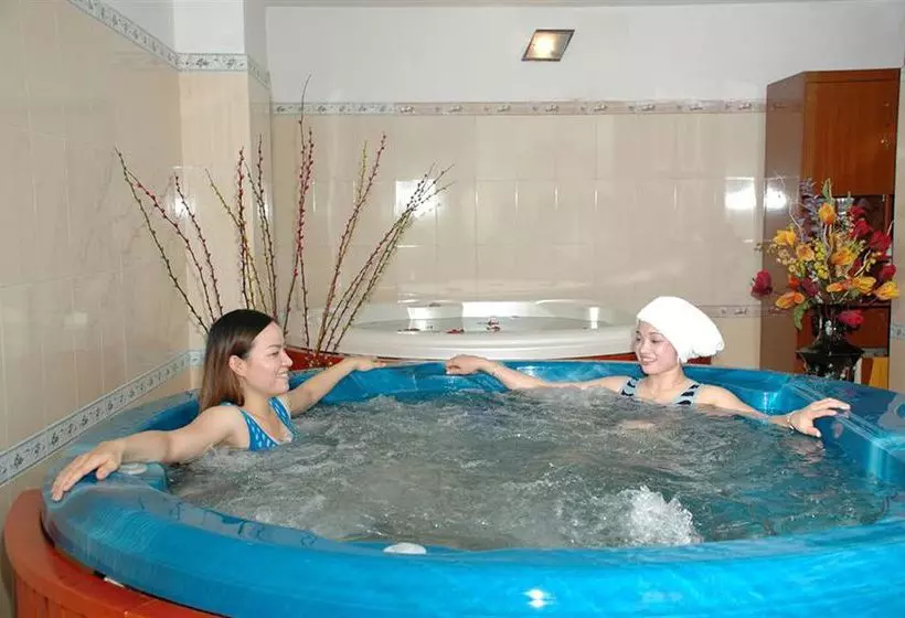 هتل Seastars Hai Phong