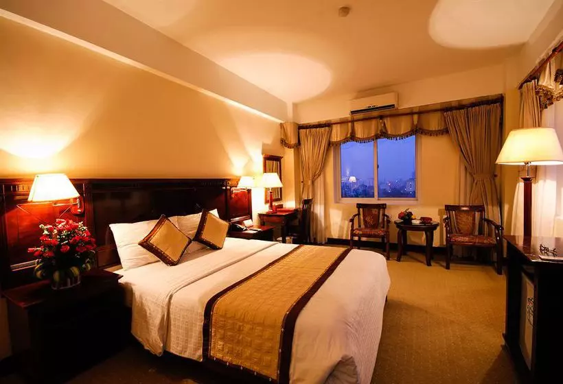 هتل Seastars Hai Phong