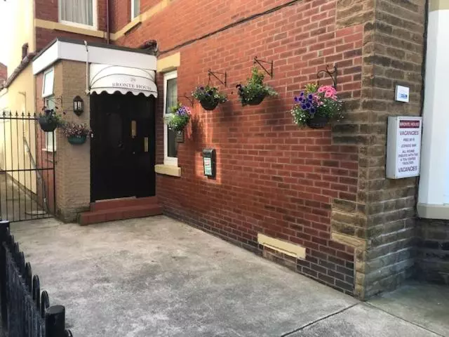 تختخواب و صبحانه Bronte House