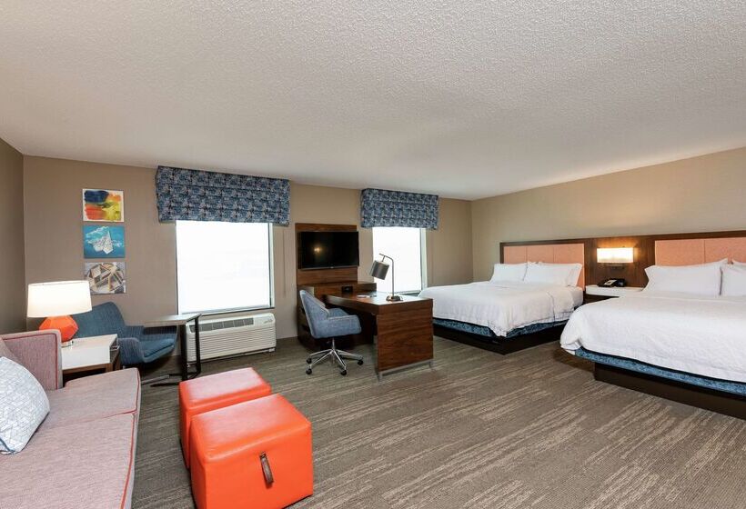 Hampton Inn & Suites Marshalltown