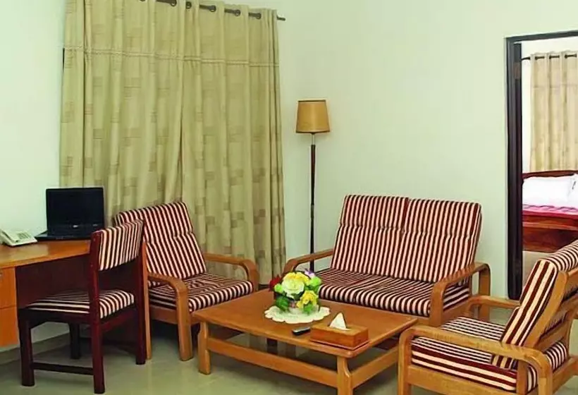 His Majesty S Hotel And Apartments