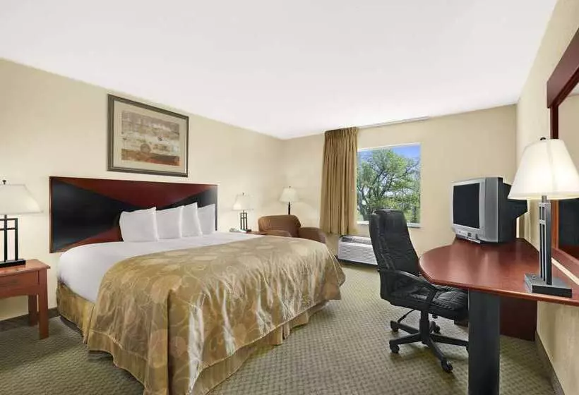 酒店 Baymont By Wyndham Marrero