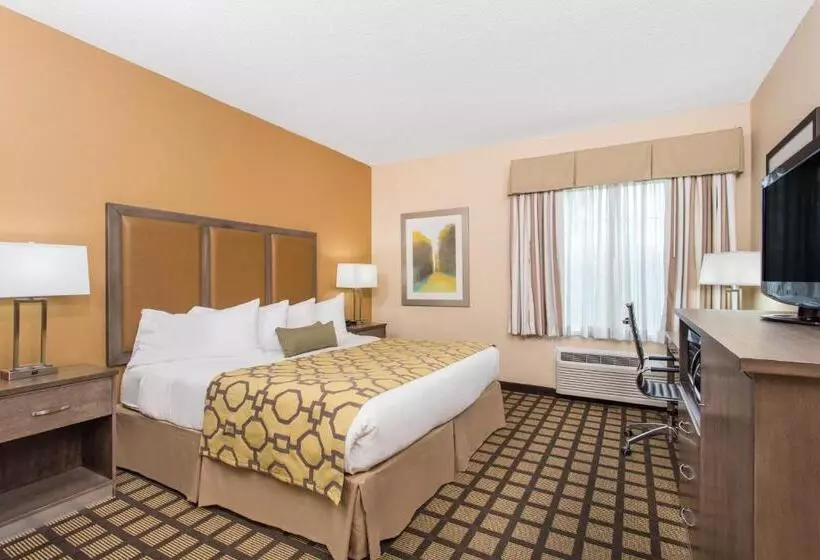 Отель Baymont By Wyndham Plymouth