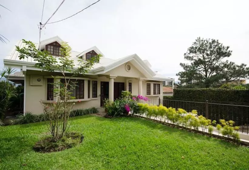 Отель Casa Isabella Costa Rica