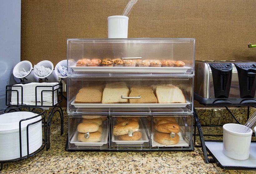 فندق Comfort Inn Naugatuck Shelton, Ct