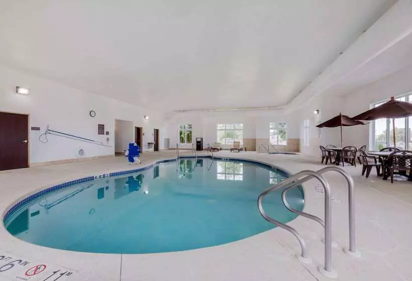 Отель Comfort Inn Ploverstevens Point