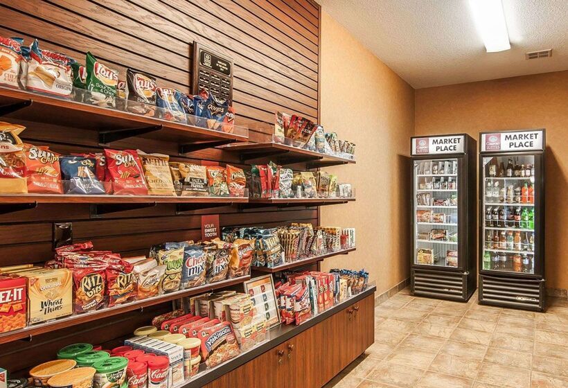 Отель Comfort Suites Redmond Airport