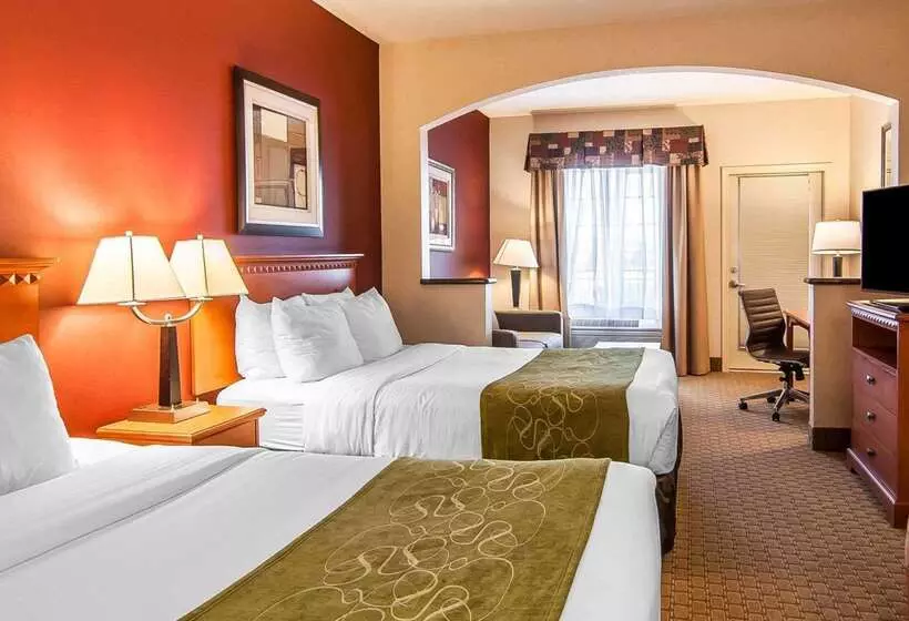 酒店 Comfort Suites Redmond Airport