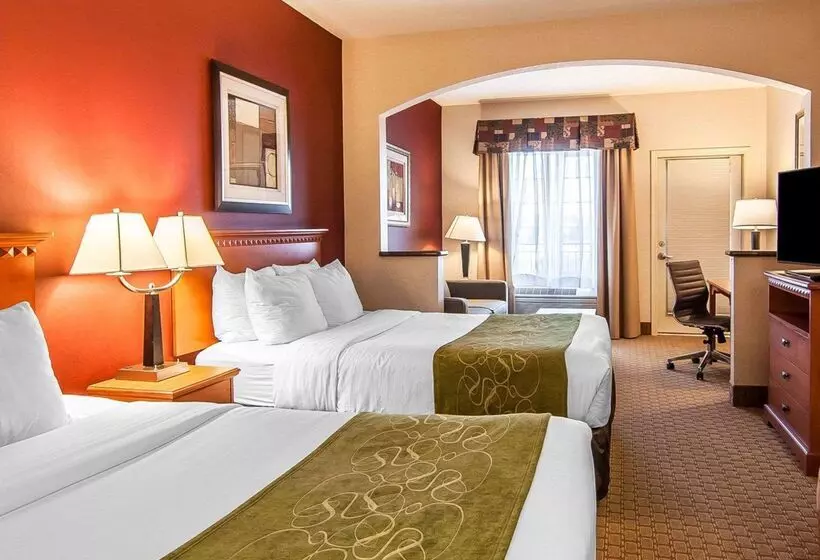 酒店 Comfort Suites Redmond Airport