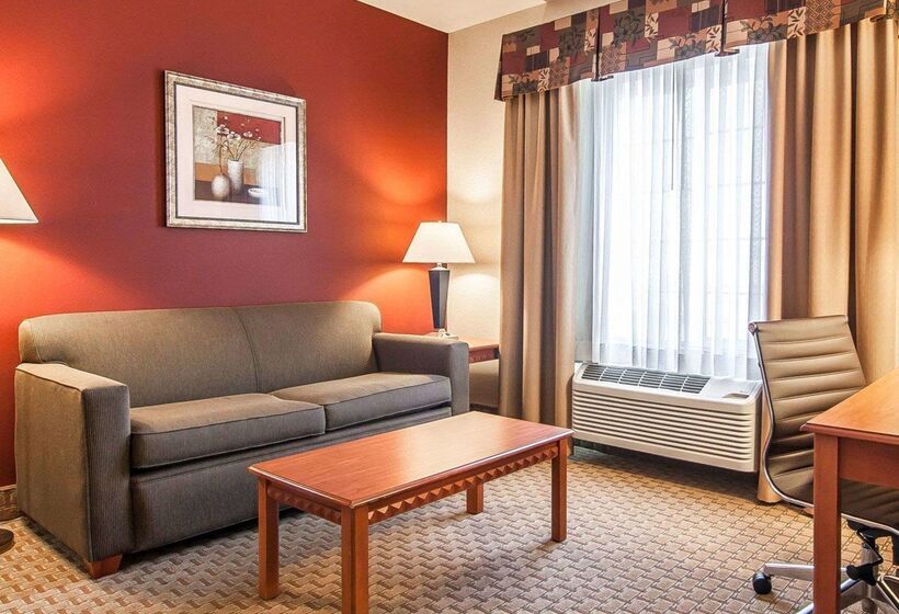 Отель Comfort Suites Redmond Airport