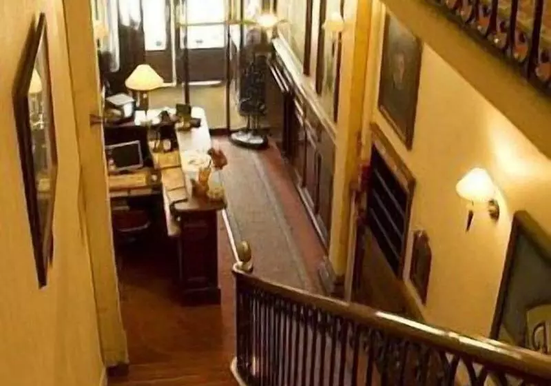 ホテル Des 4 Soeurs