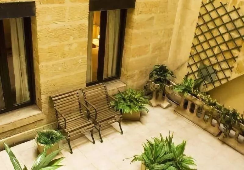 ホテル Des 4 Soeurs