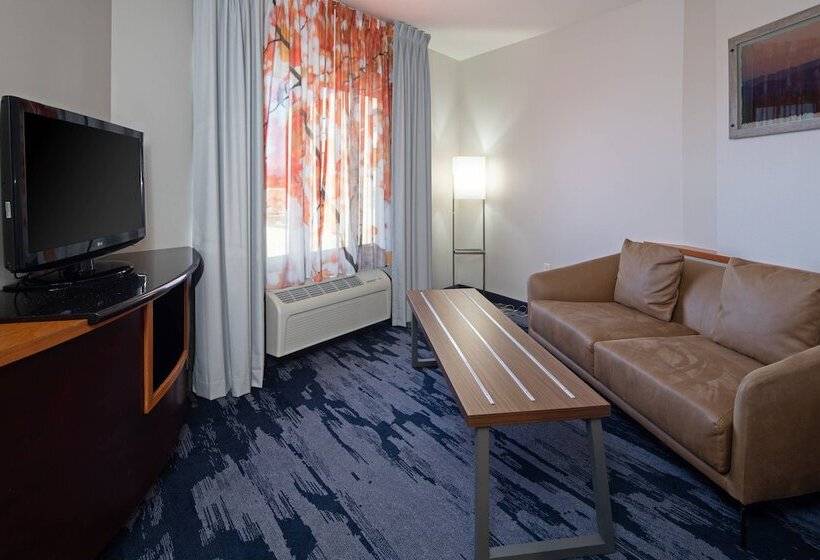 فندق Fairfield Inn & Suites Seattle Bremerton