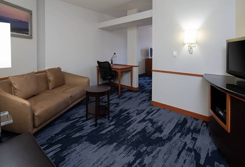 فندق Fairfield Inn & Suites Seattle Bremerton