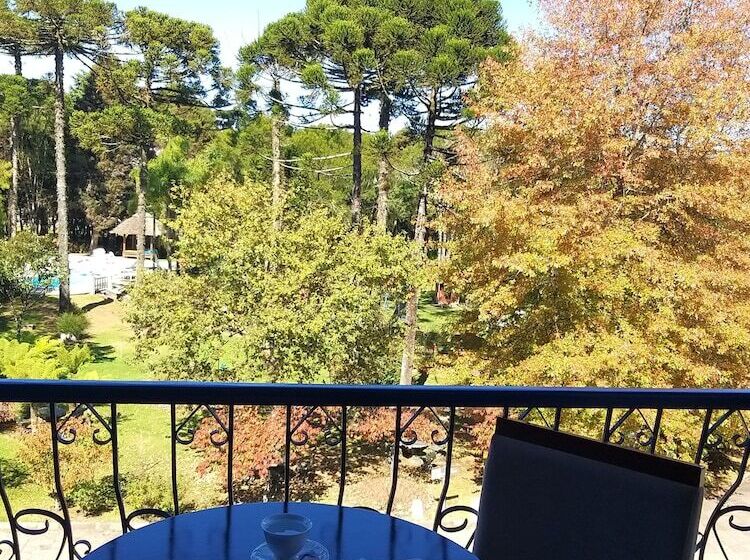 هتل Gramado Palace