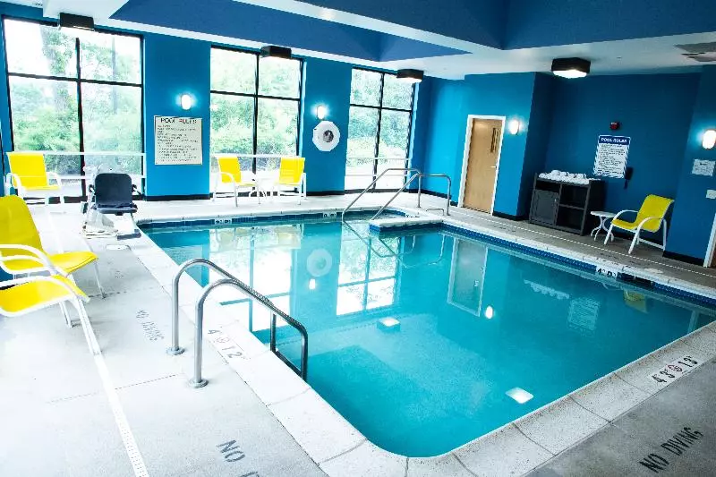 Otel Holiday Inn Express Harrisburg West, An Ihg