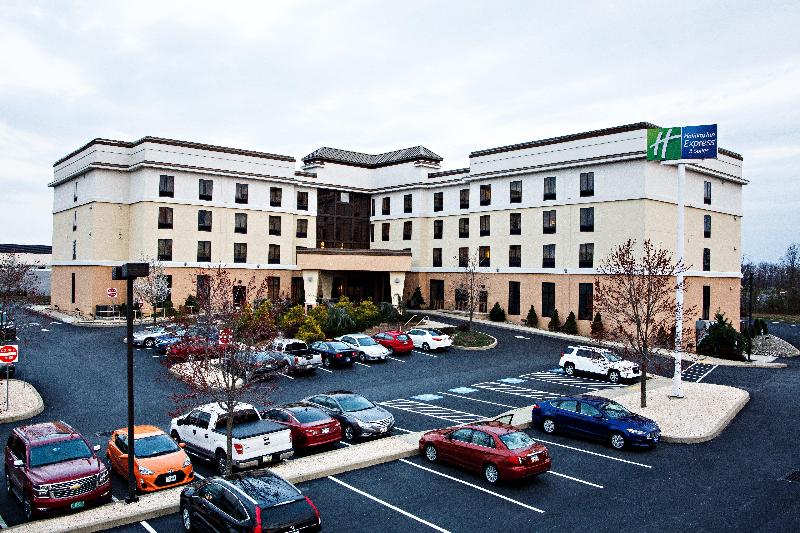 فندق Holiday Inn Express Harrisburg West, An Ihg
