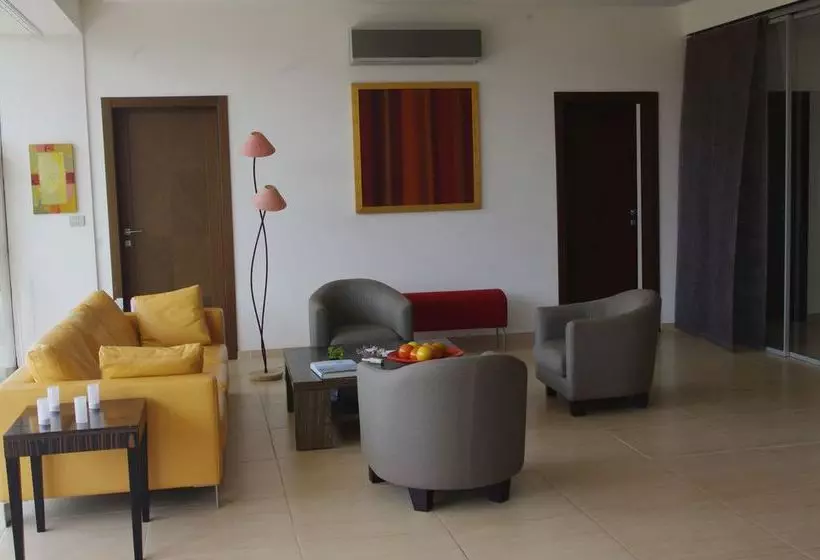 هتل Maison Rouge Cotonou