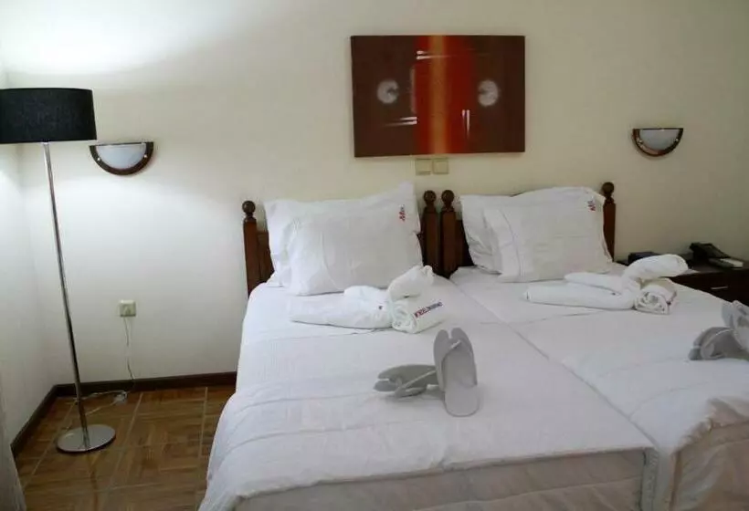 هتل Mindelo Residencial