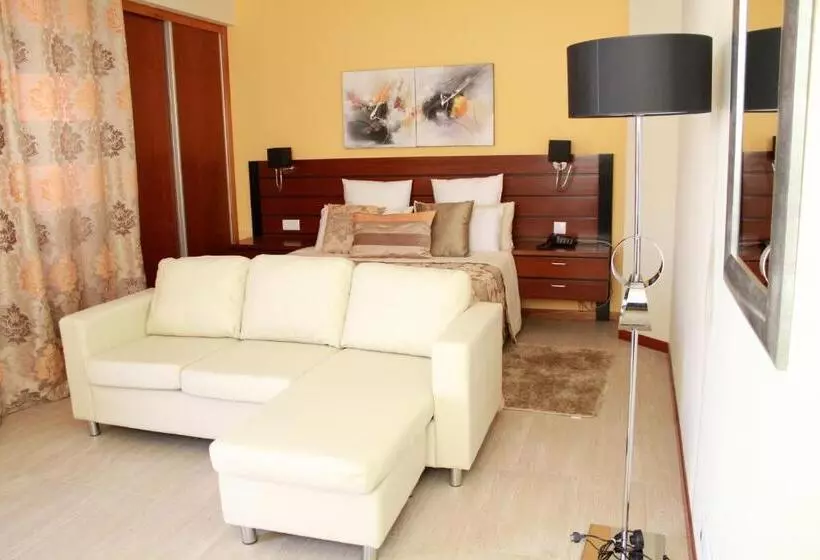 هتل Mindelo Residencial