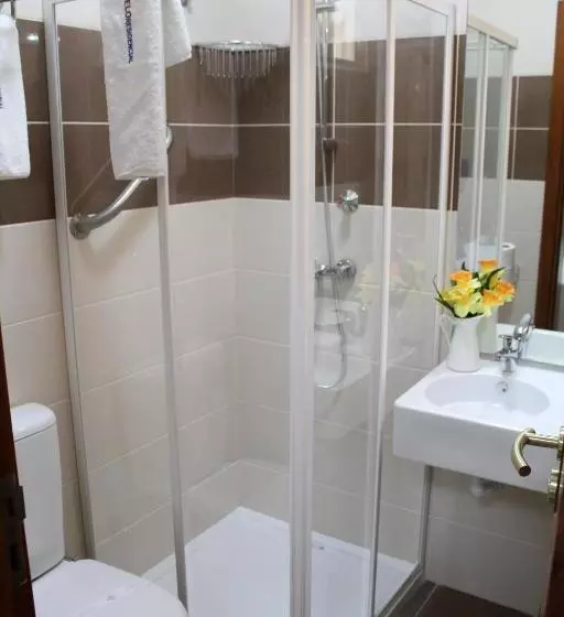 هتل Mindelo Residencial