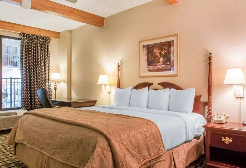 酒店 Quality Inn & Suites Ridgeland