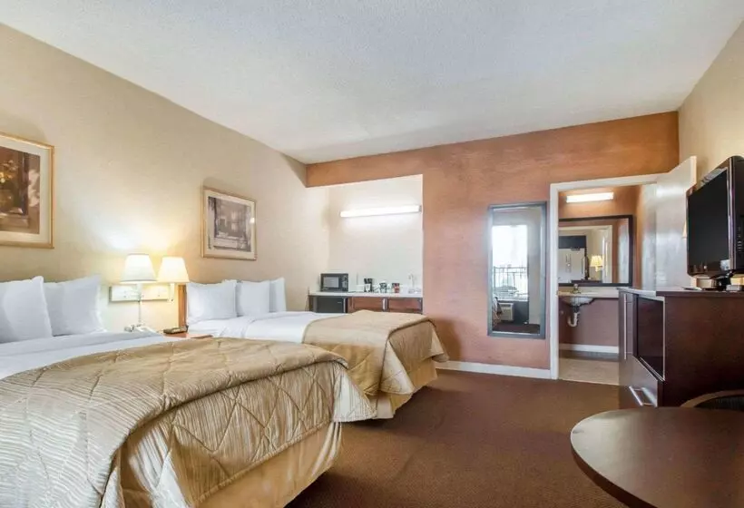 酒店 Quality Inn & Suites Ridgeland