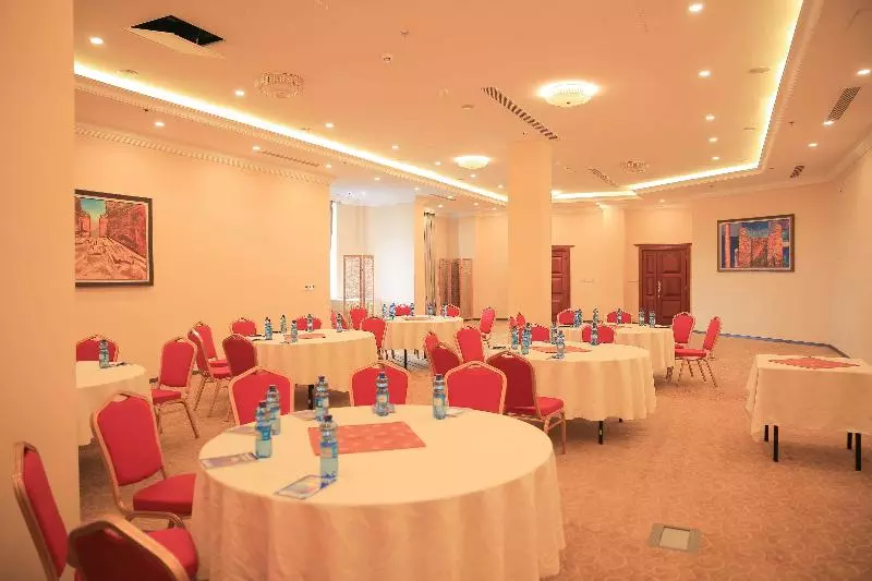 هتل Swiss Inn Nexus