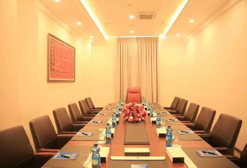 هتل Swiss Inn Nexus