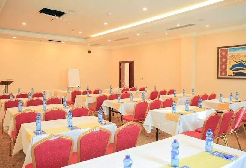 هتل Swiss Inn Nexus