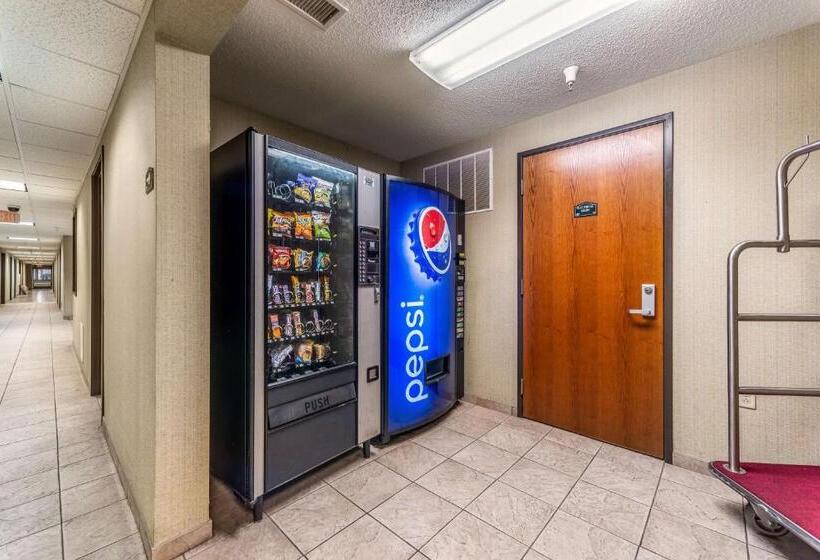 هتل Welcome Suiteso Fallon