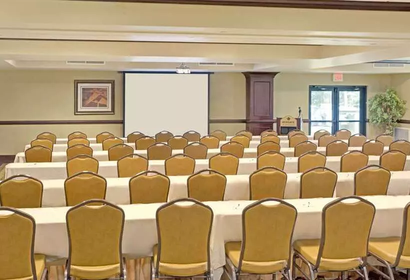 Отель Wingate By Wyndham Charleston Southern University