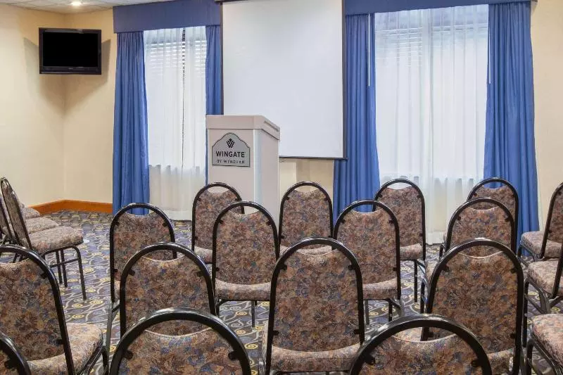 בית מלון כפרי Fairfield By Marriott Inn & Suites Rome Ny