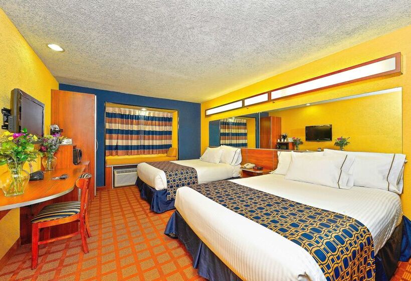 Microtel Inn & Suites By Wyndham New Braunfels I 35