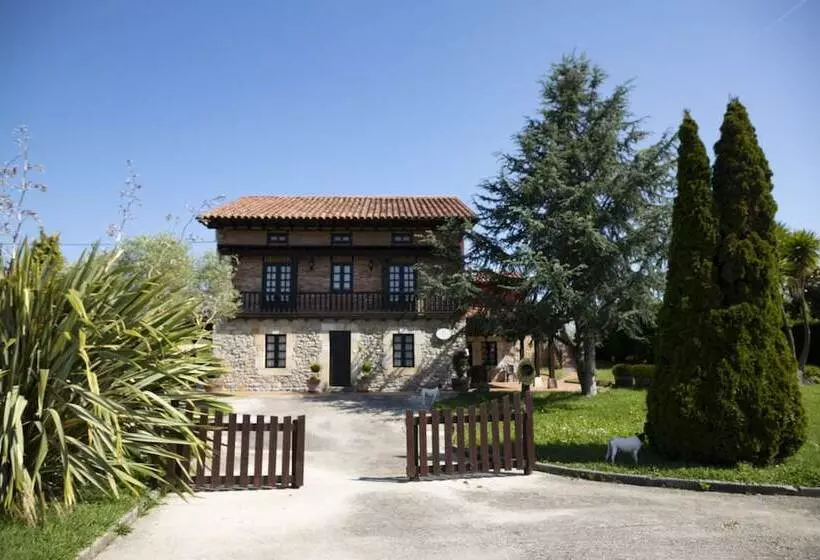 Apartamentos La Gloria