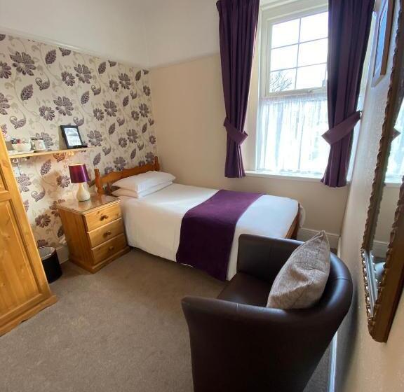 Aamiaismajoitus (B&B) Paignton Court